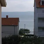 Apartamento By The Sea Duce, Omis - 2821 Duće
